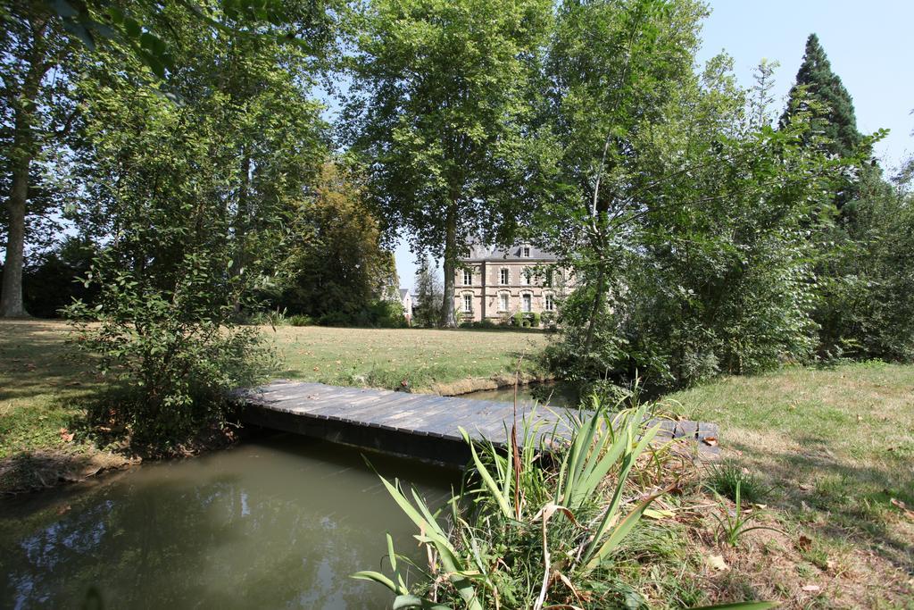 Bed and Breakfast Chateau Du Beugnon Tigné Exteriér fotografie